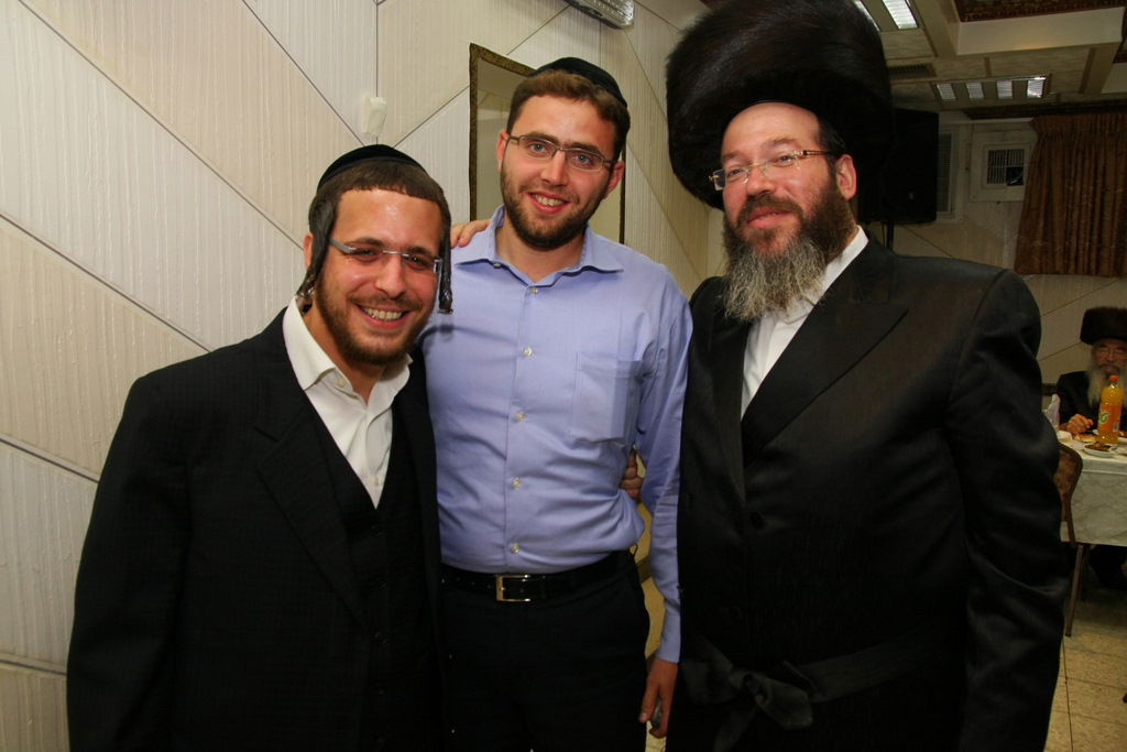 צפו: שבע ברכות שהפך ל"ערב חזנות"