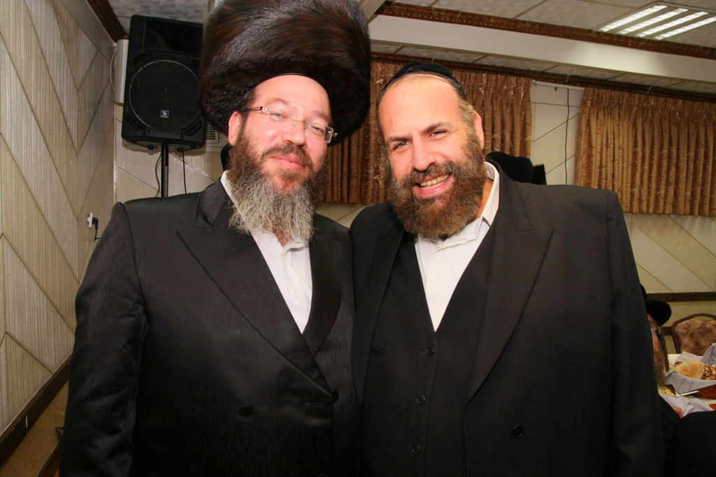 צפו: שבע ברכות שהפך ל"ערב חזנות"