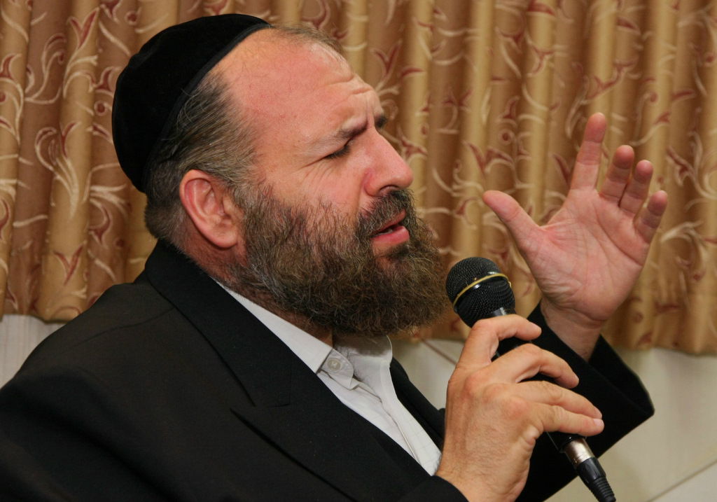 צפו: שבע ברכות שהפך ל"ערב חזנות"