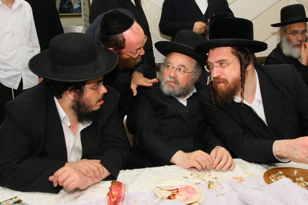 צפו: שבע ברכות שהפך ל"ערב חזנות"