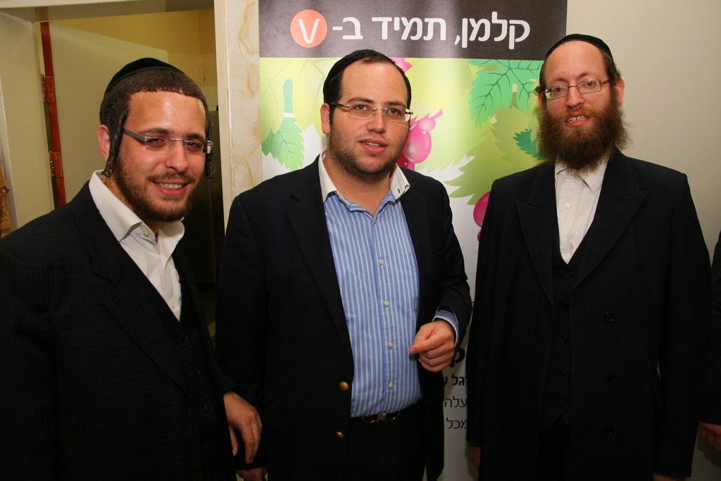 צפו: שבע ברכות שהפך ל"ערב חזנות"