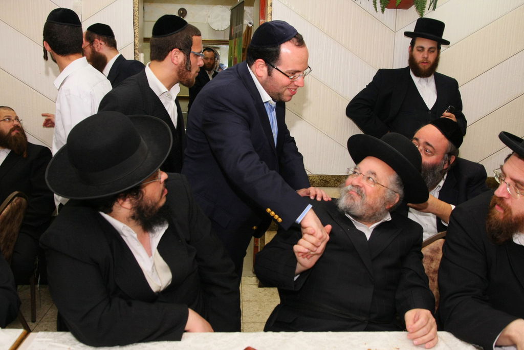 צפו: שבע ברכות שהפך ל"ערב חזנות"