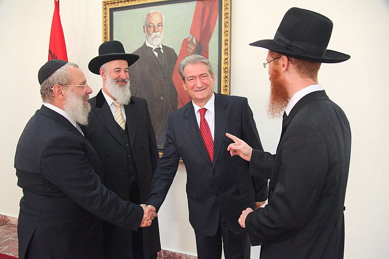 ה'באבא' המוסלמי לרב מצגר: "ארורים ההורגים בשם הדת"