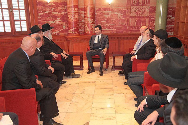 ה'באבא' המוסלמי לרב מצגר: "ארורים ההורגים בשם הדת"