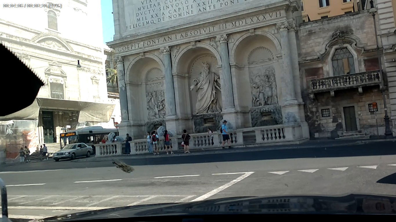 אז של מי הגלריה הכי יפה? אתם תחליטו