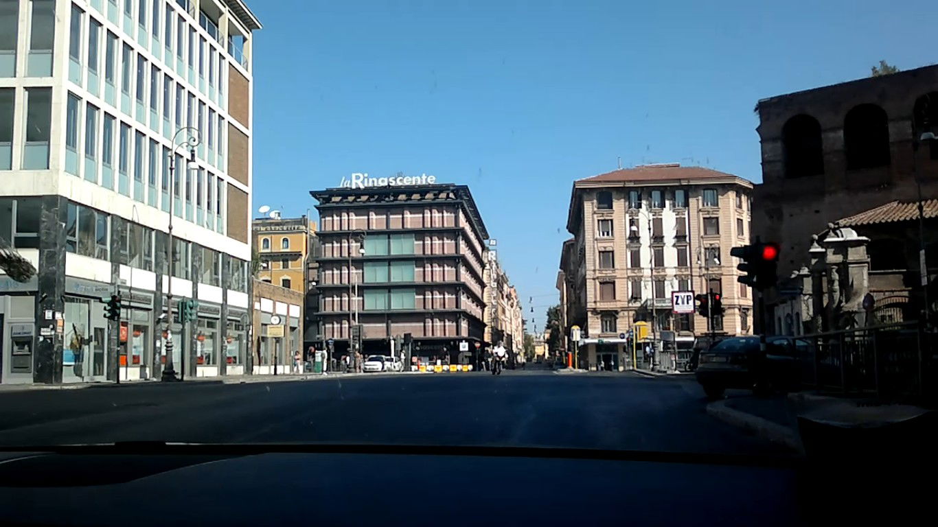 אז של מי הגלריה הכי יפה? אתם תחליטו