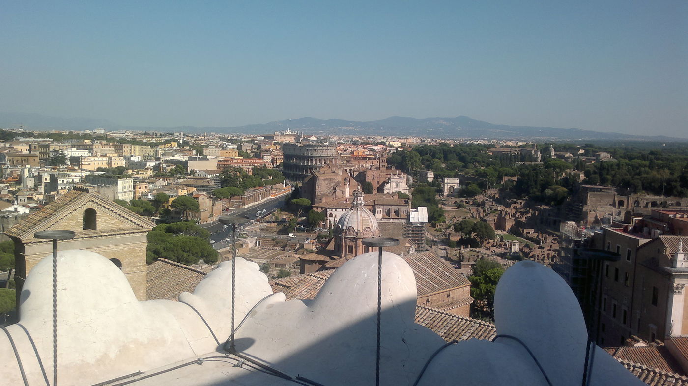 אז של מי הגלריה הכי יפה? אתם תחליטו