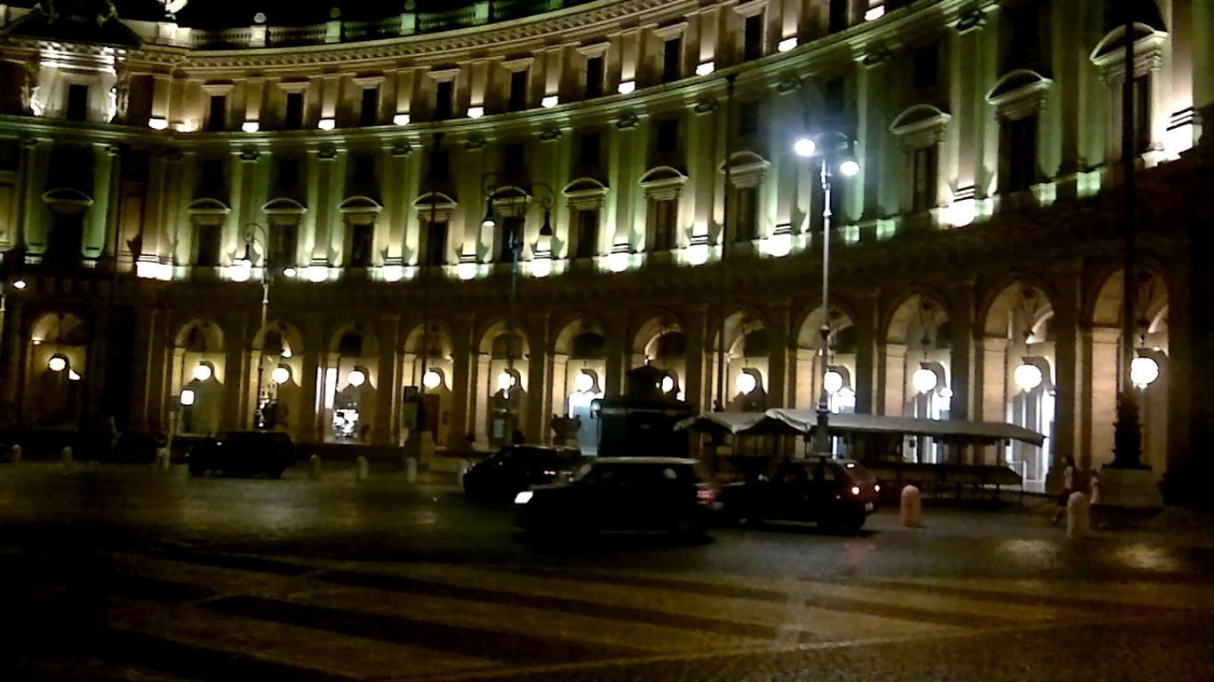 אז של מי הגלריה הכי יפה? אתם תחליטו