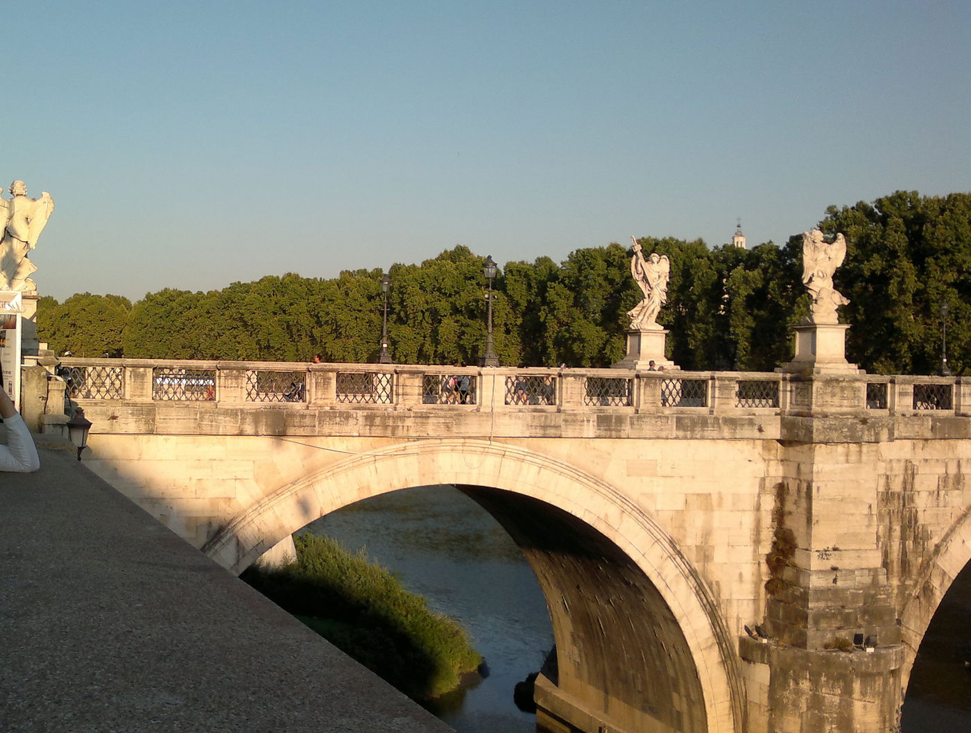 אז של מי הגלריה הכי יפה? אתם תחליטו