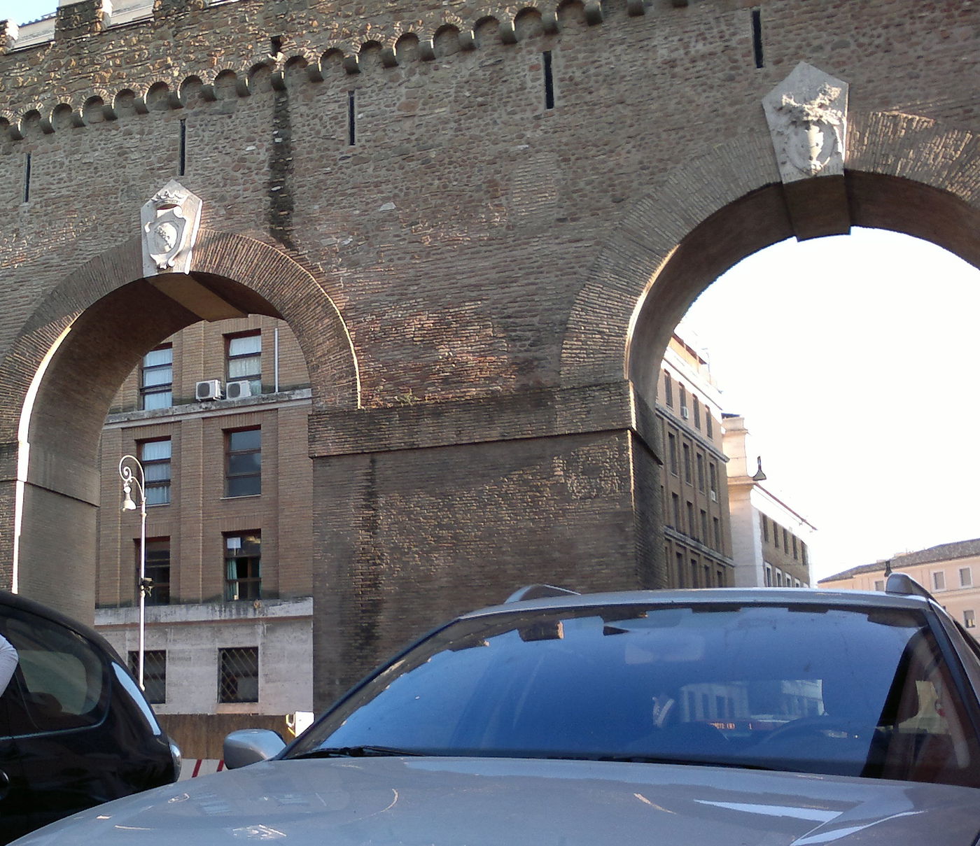 אז של מי הגלריה הכי יפה? אתם תחליטו