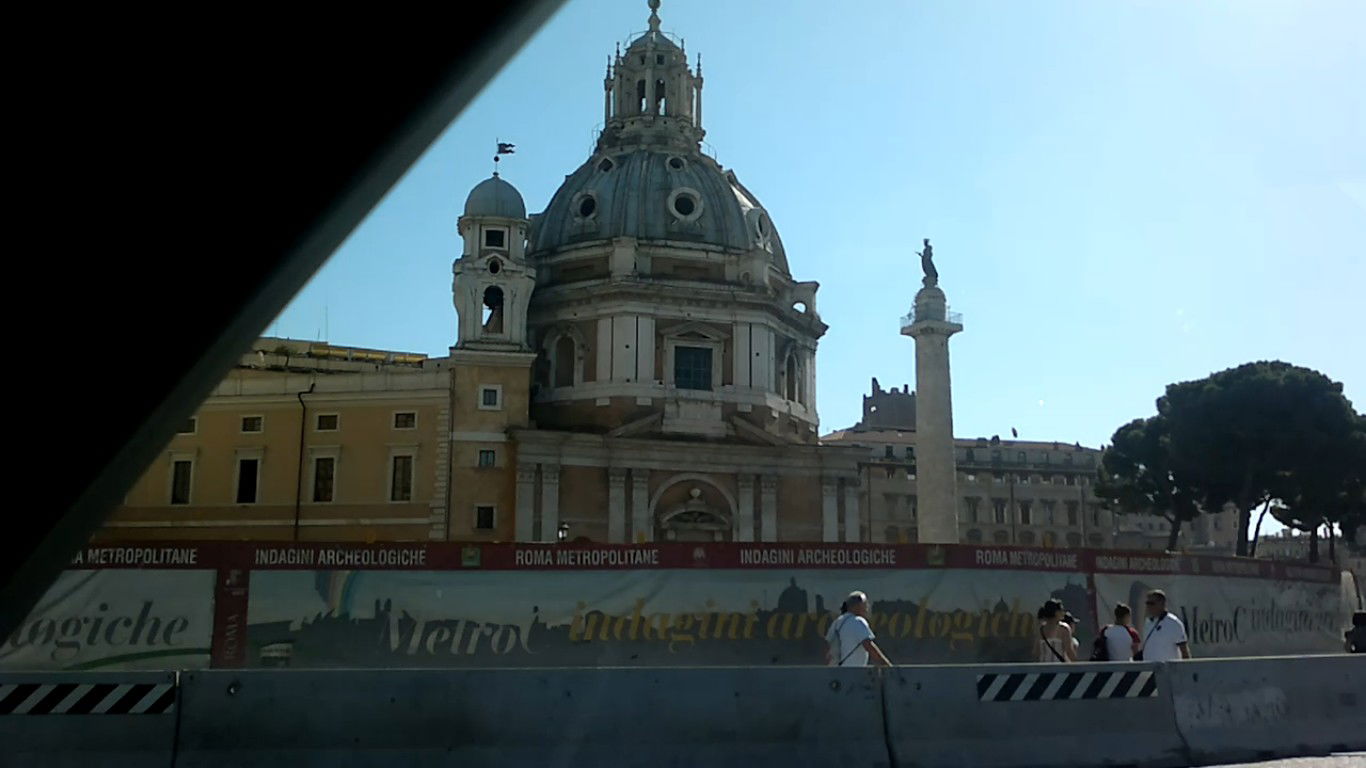 אז של מי הגלריה הכי יפה? אתם תחליטו