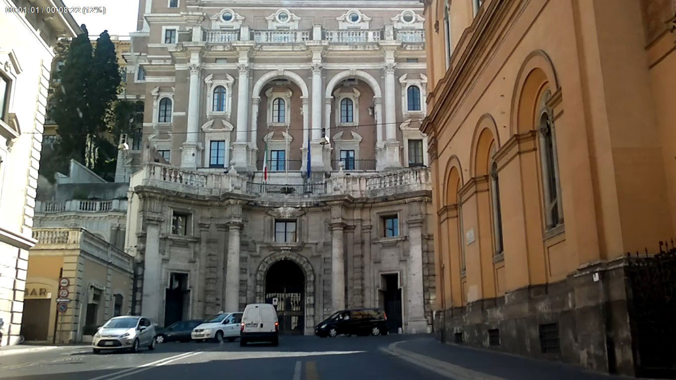 אז של מי הגלריה הכי יפה? אתם תחליטו