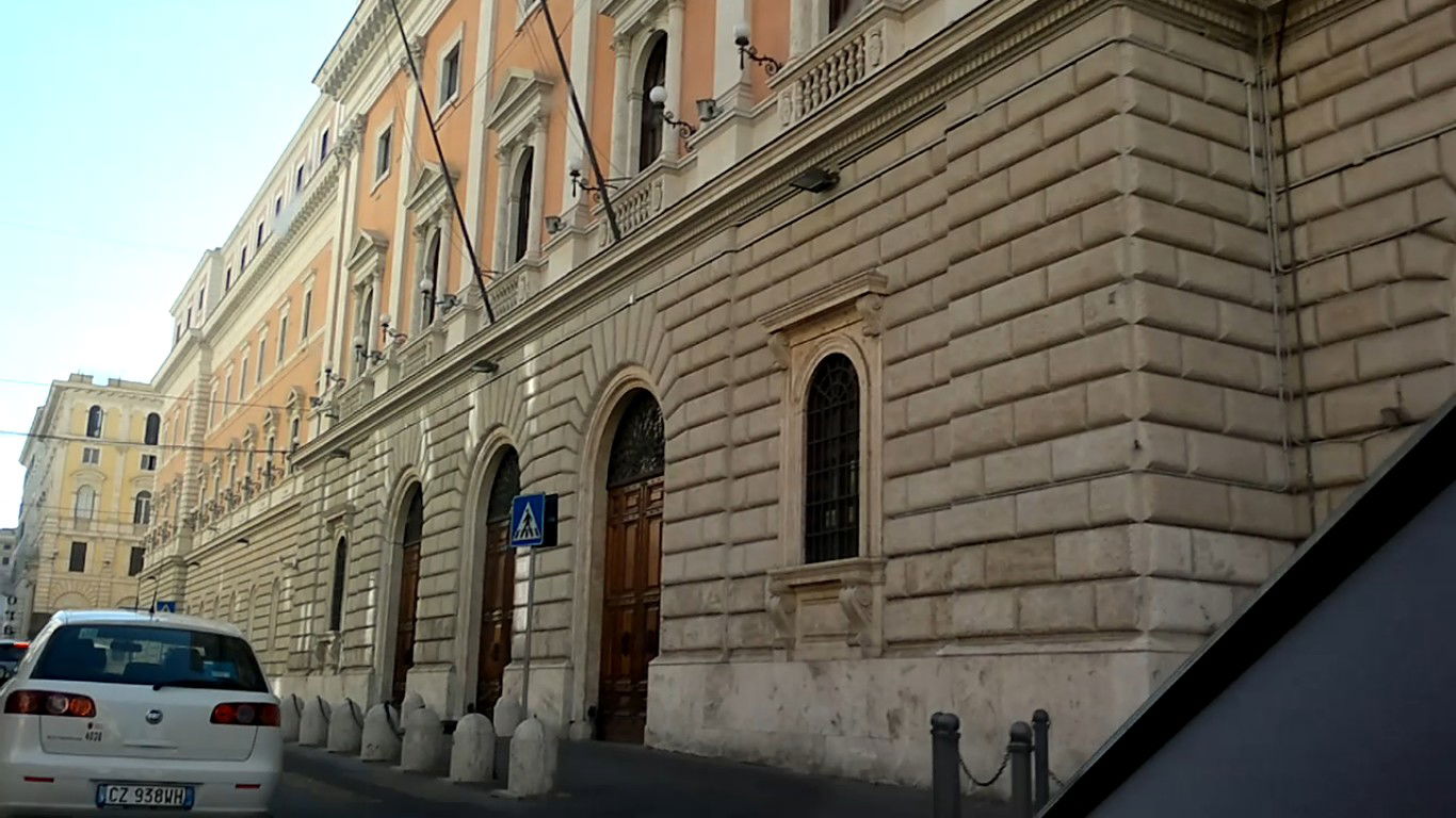 אז של מי הגלריה הכי יפה? אתם תחליטו