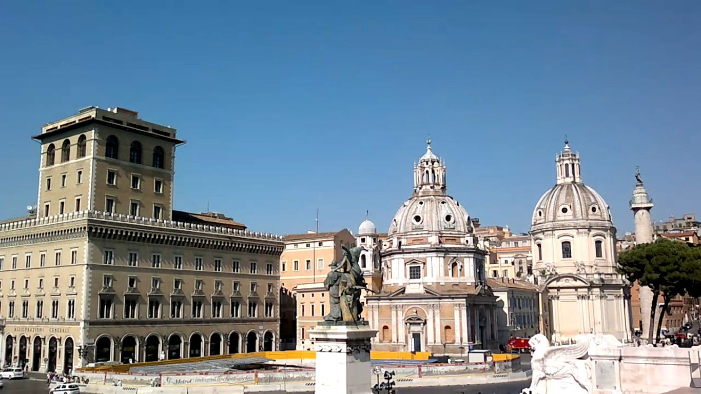 אז של מי הגלריה הכי יפה? אתם תחליטו