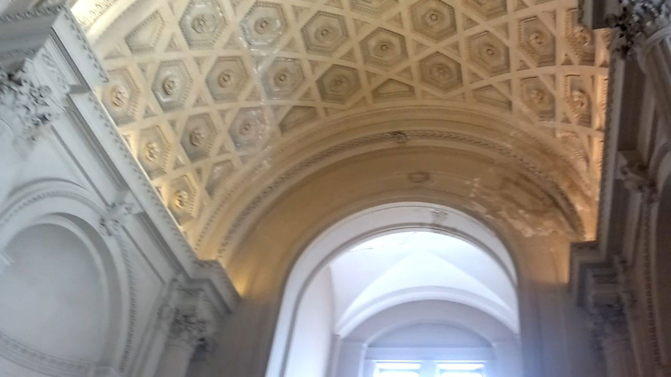 אז של מי הגלריה הכי יפה? אתם תחליטו