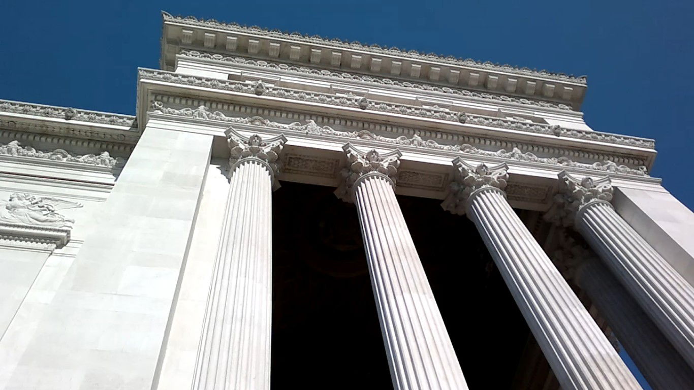 אז של מי הגלריה הכי יפה? אתם תחליטו