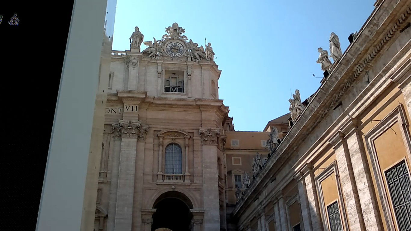 אז של מי הגלריה הכי יפה? אתם תחליטו