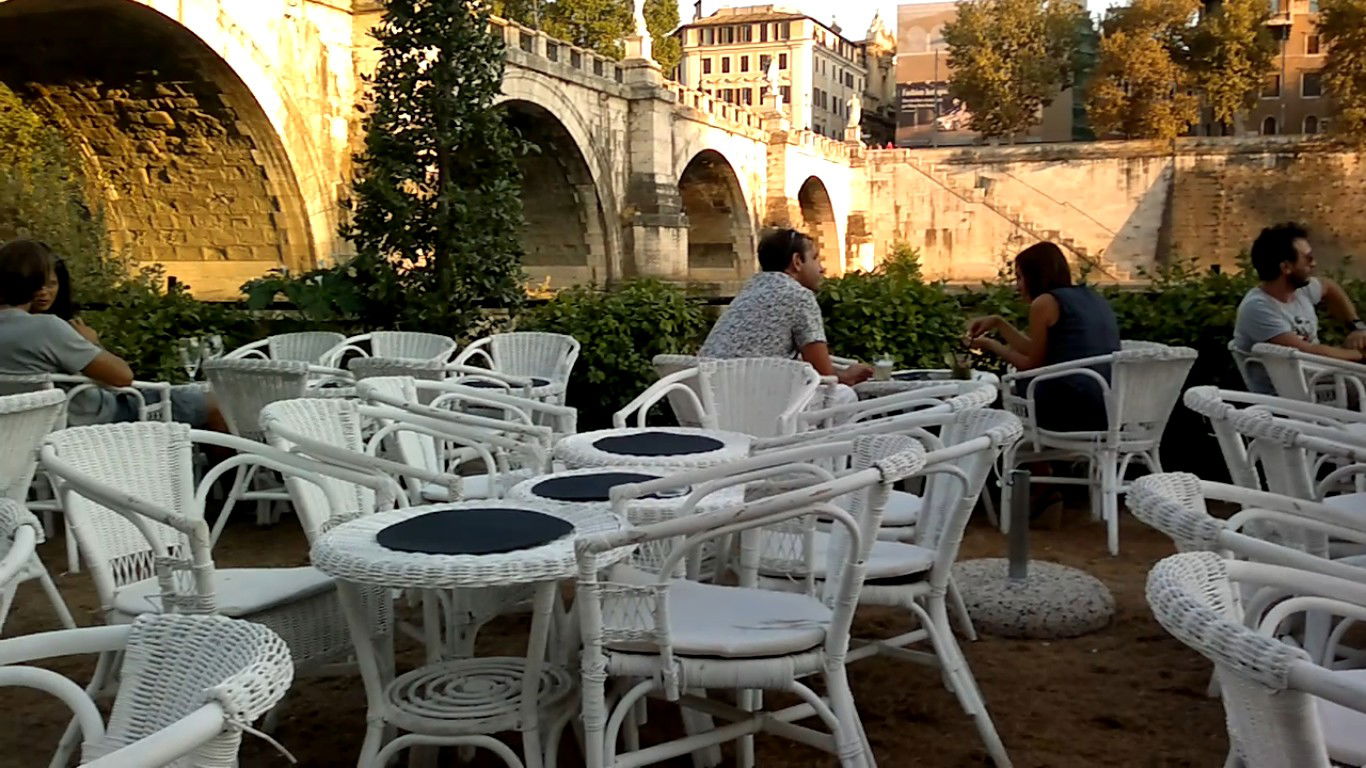 אז של מי הגלריה הכי יפה? אתם תחליטו