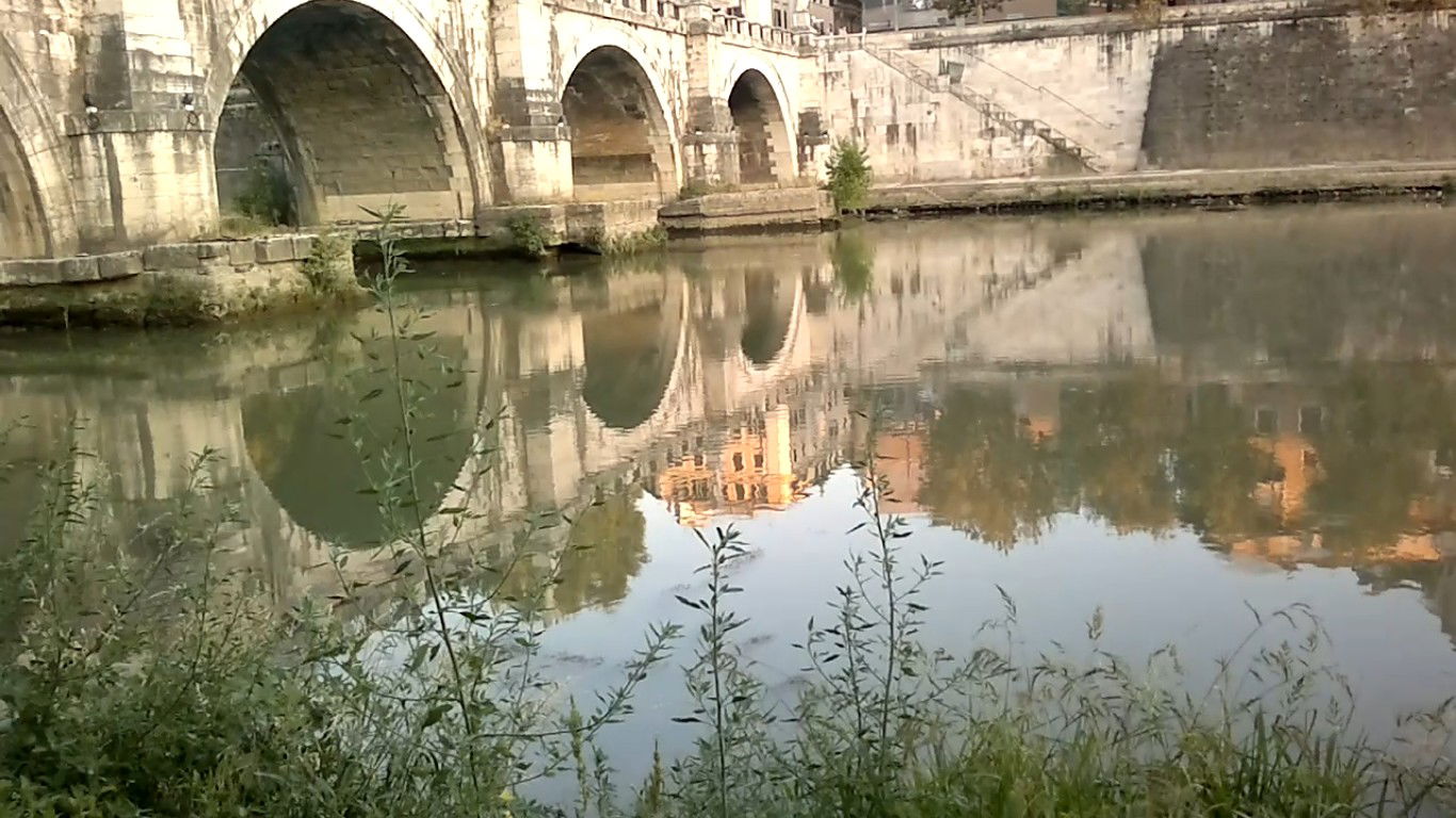 אז של מי הגלריה הכי יפה? אתם תחליטו