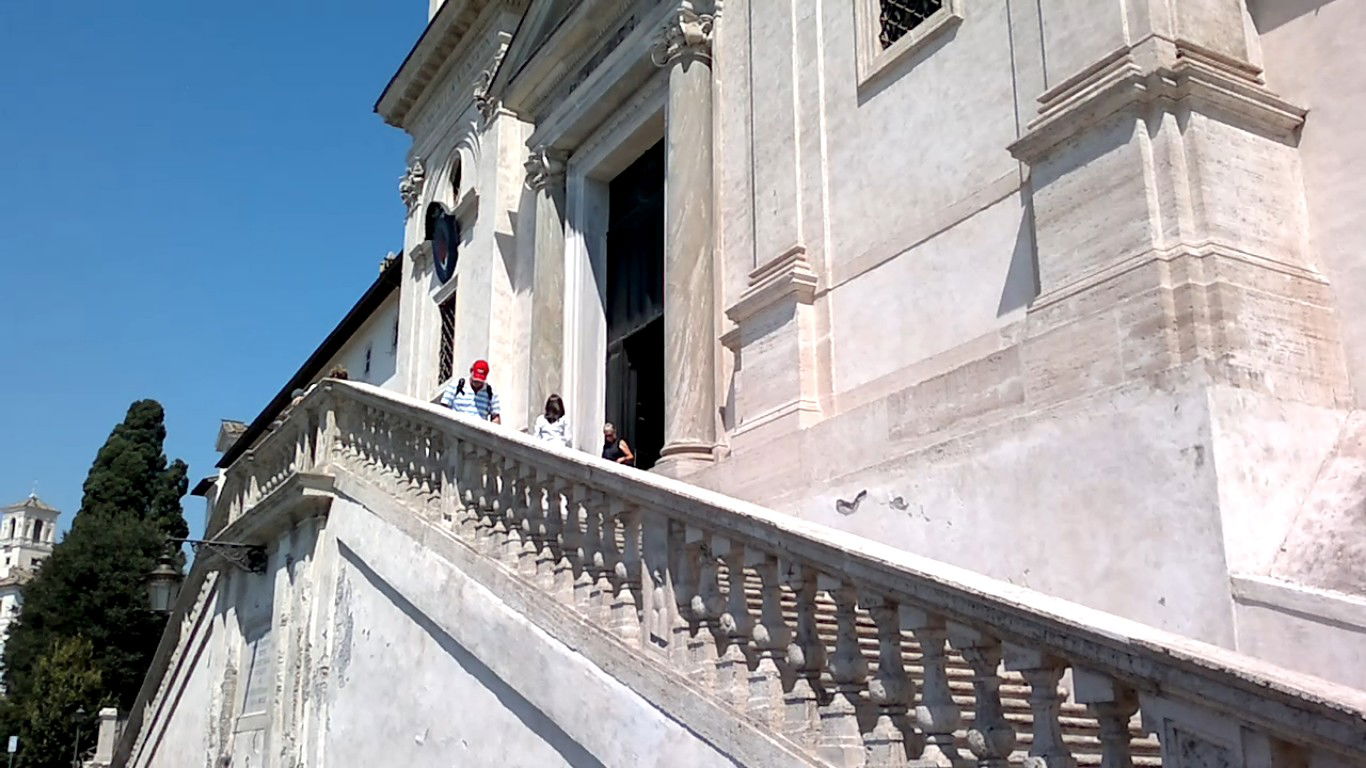 אז של מי הגלריה הכי יפה? אתם תחליטו