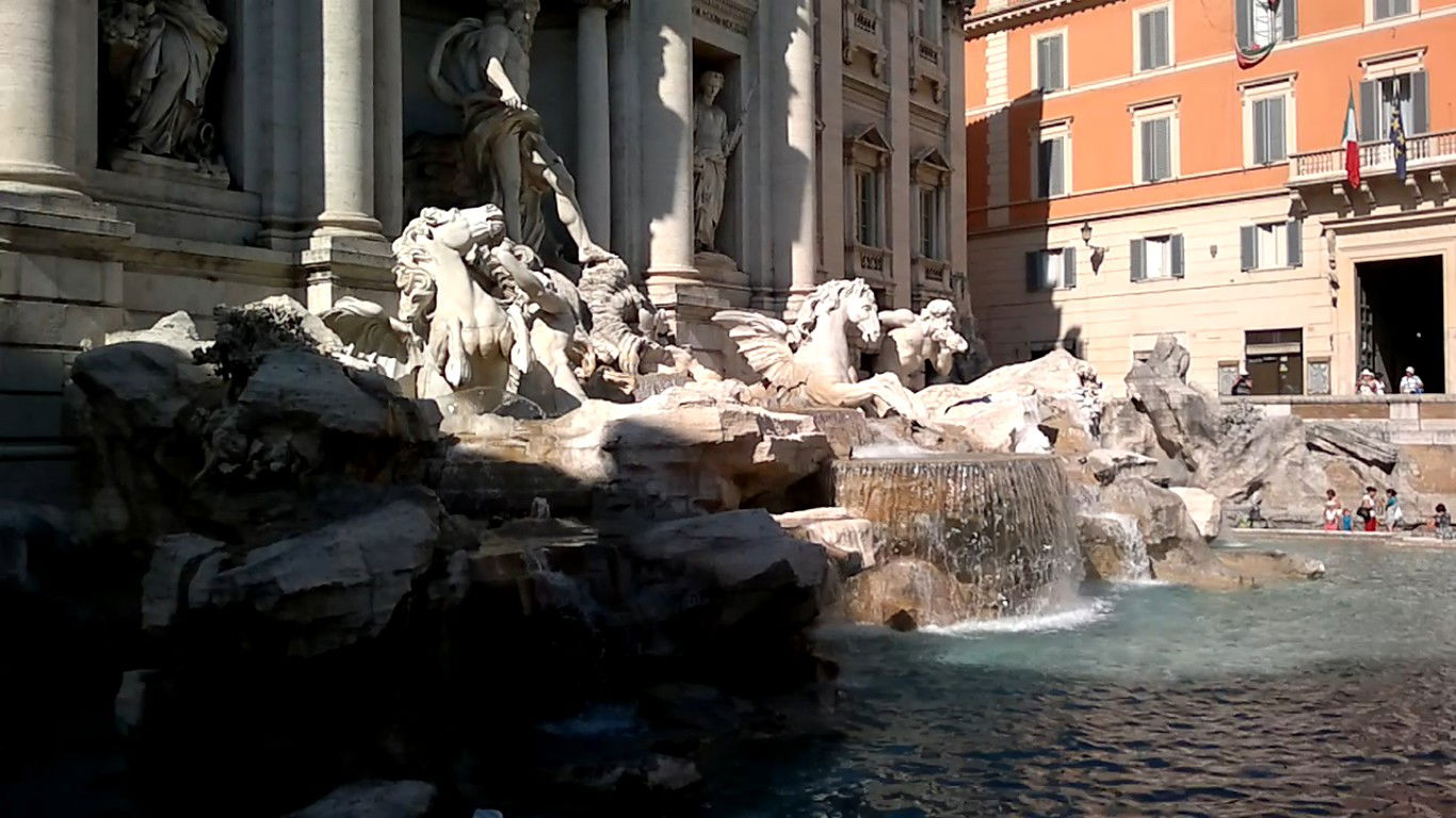 אז של מי הגלריה הכי יפה? אתם תחליטו