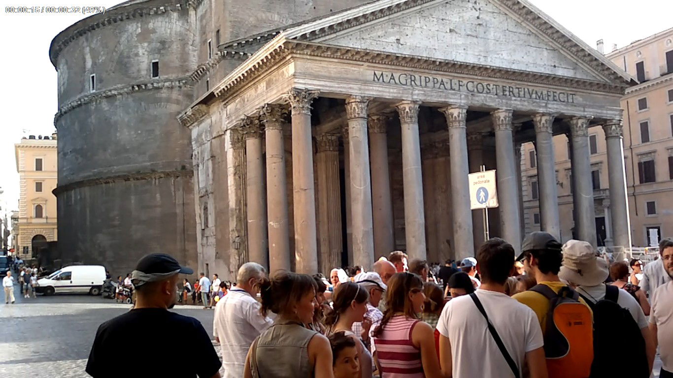 אז של מי הגלריה הכי יפה? אתם תחליטו