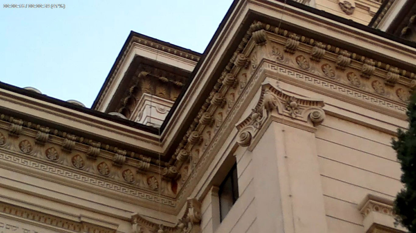 אז של מי הגלריה הכי יפה? אתם תחליטו