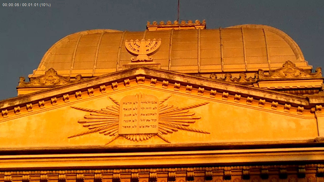 אז של מי הגלריה הכי יפה? אתם תחליטו