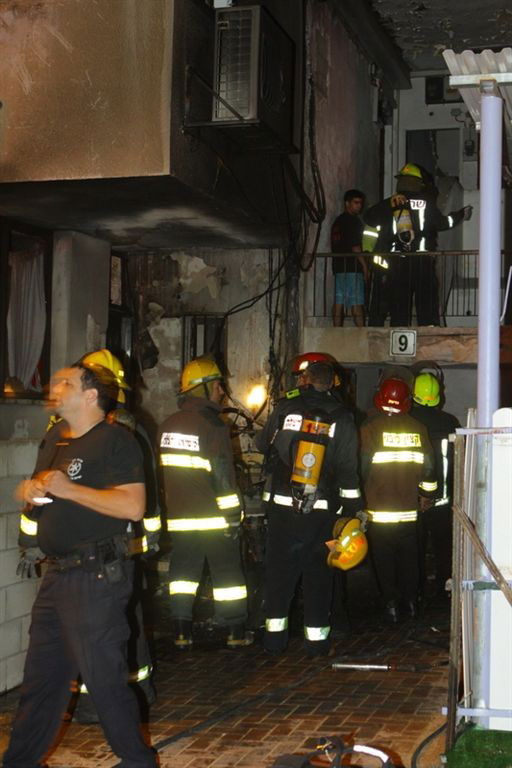 אופנוע הוצת בבני-ברק, חמישה נפגעו