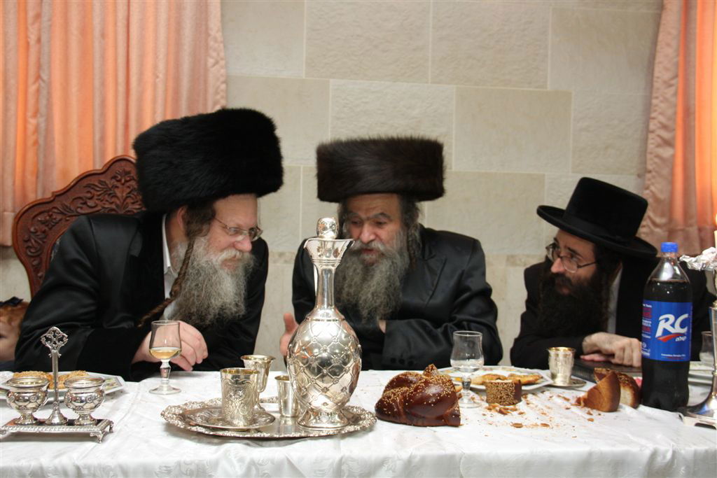 חג במודז'יץ: נכד האדמו"ר הובא בברית