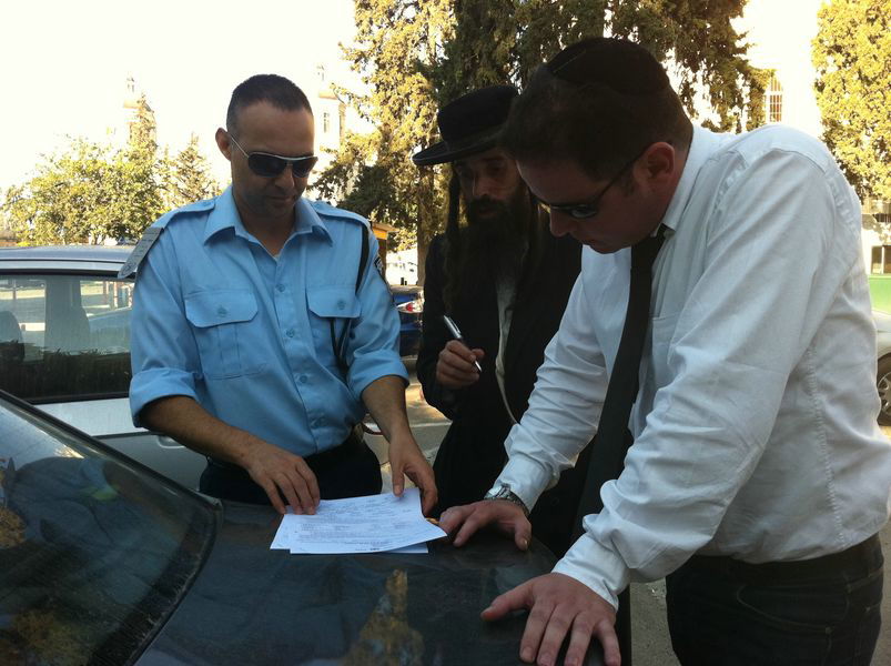 קרויס ושלושה עצורים שוחררו: "המשטרה פעלה בברוטליות"