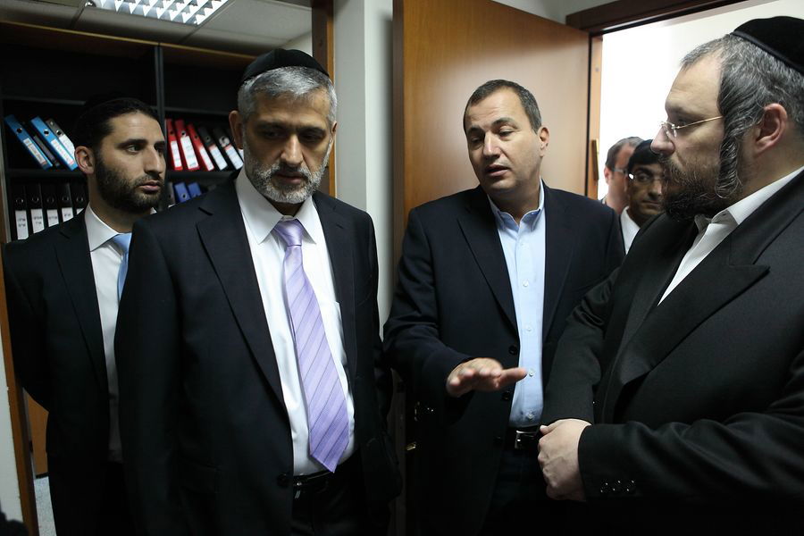 "מבצע אומן" יוצא לדרך: תיעוד מההכנות בציונו של רבי נחמן