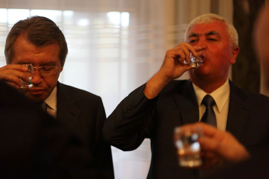 "מבצע אומן" יוצא לדרך: תיעוד מההכנות בציונו של רבי נחמן