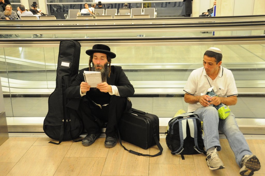 "רבינו, אני בדרך אליך" ● כל הדרך מנתב"ג לאומן ● גלריה