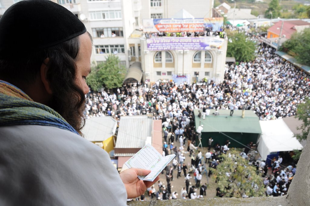 כל העולם התאחד עם אומן ●  התיקון הכללי, תיעוד מרהיב