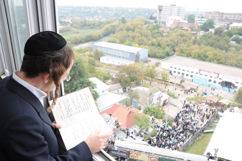 כל העולם התאחד עם אומן ●  התיקון הכללי, תיעוד מרהיב