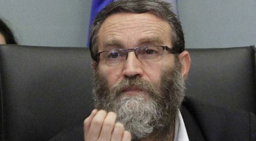 גפני תקף את התקשורת: "אולי צריך פשוט לזרוק את כל החרדים לים"