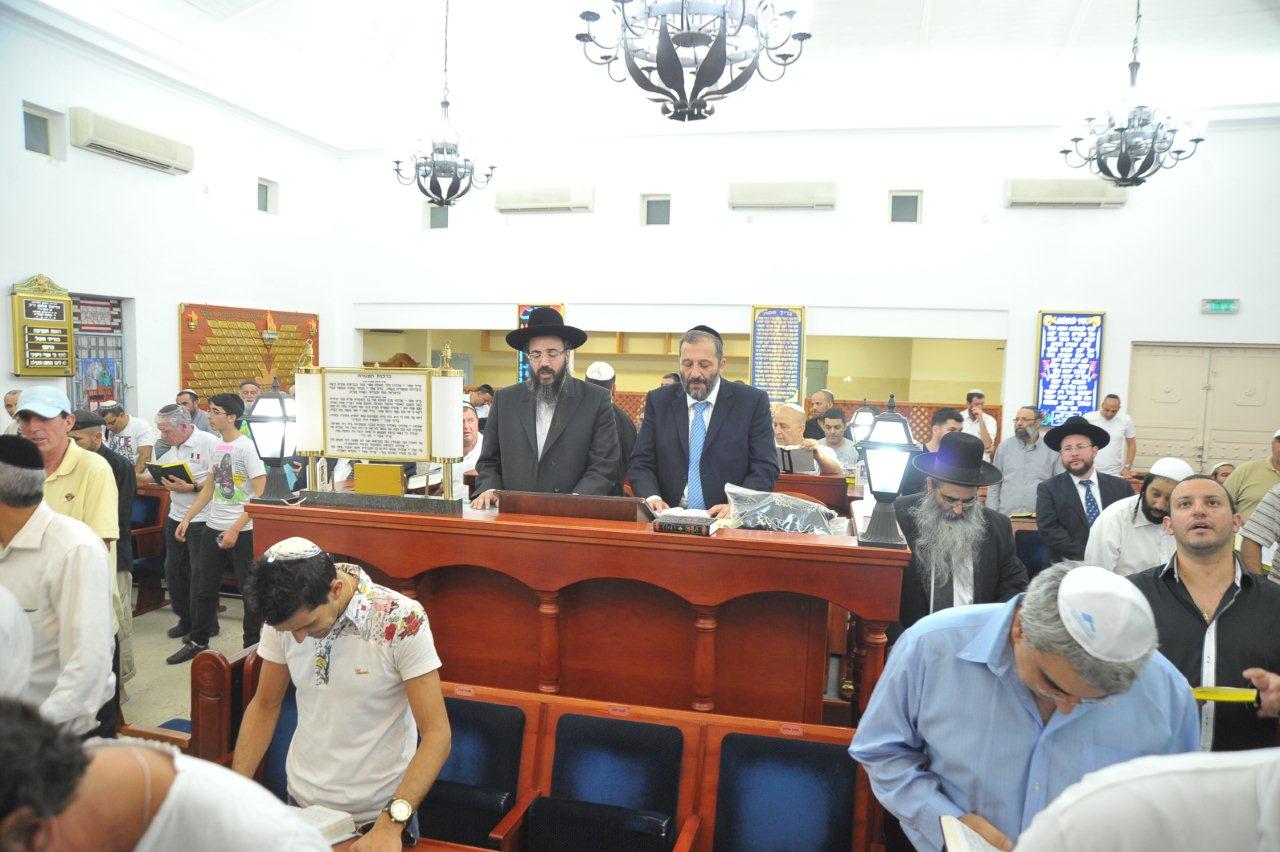 אריה דרעי שיבח באילת: התפתחות תורנית מרשימה