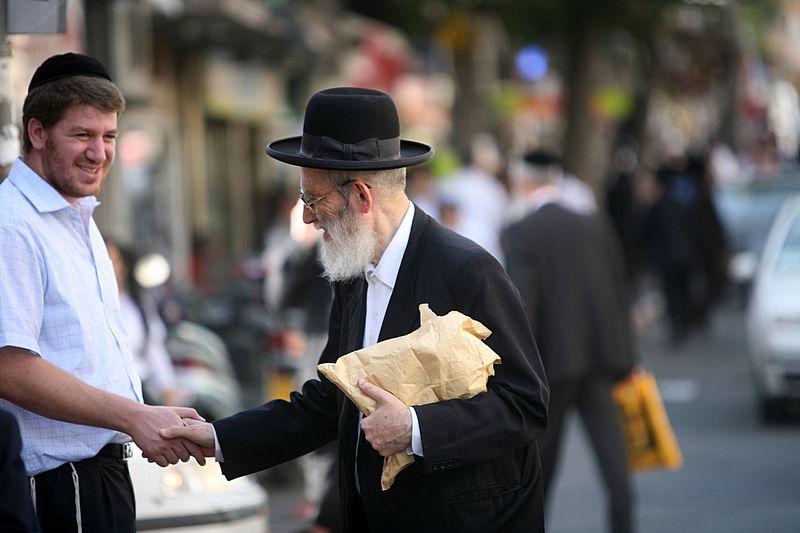 סוכות באוויר > בואו למסע בשוק ארבעת המינים