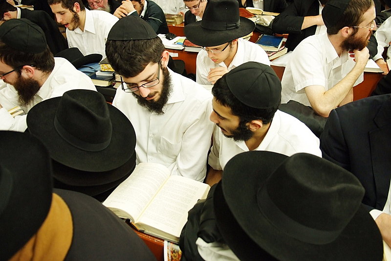 תיעוד מרהיב: הישיבה הגדולה בעולם