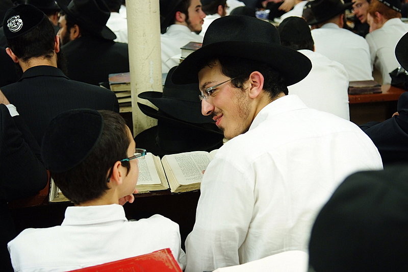 תיעוד מרהיב: הישיבה הגדולה בעולם