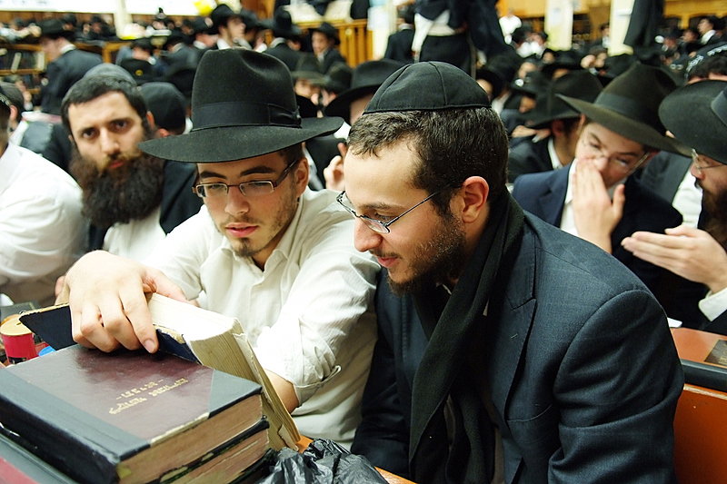 תיעוד מרהיב: הישיבה הגדולה בעולם