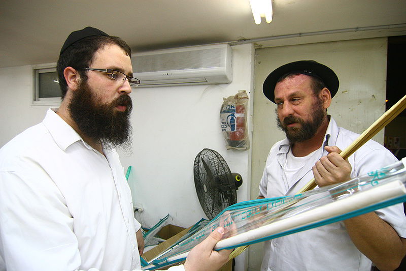 הסוד של 'אתרוגי ליובאוויטש' ●  גלריית ענק