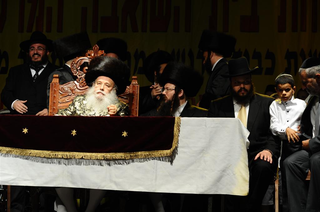 30 אלף איש רקדו עם מישקולץ ● מרהיב