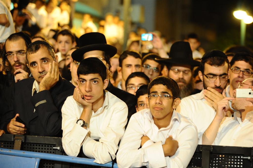 30 אלף איש רקדו עם מישקולץ ● מרהיב