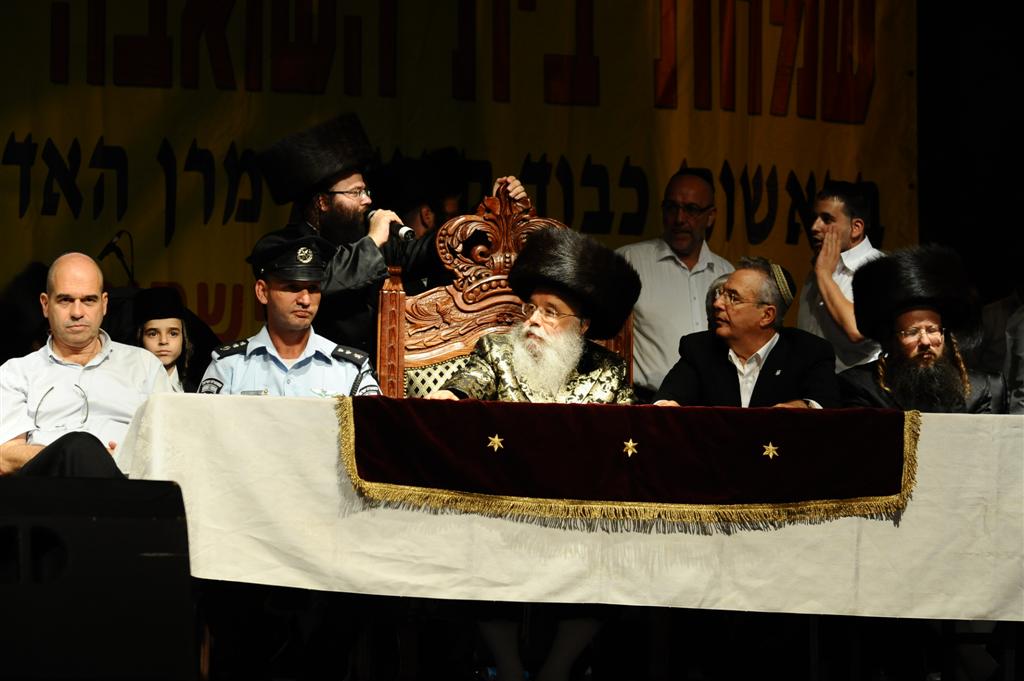 30 אלף איש רקדו עם מישקולץ ● מרהיב