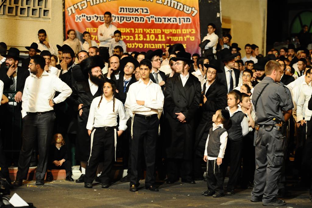 30 אלף איש רקדו עם מישקולץ ● מרהיב