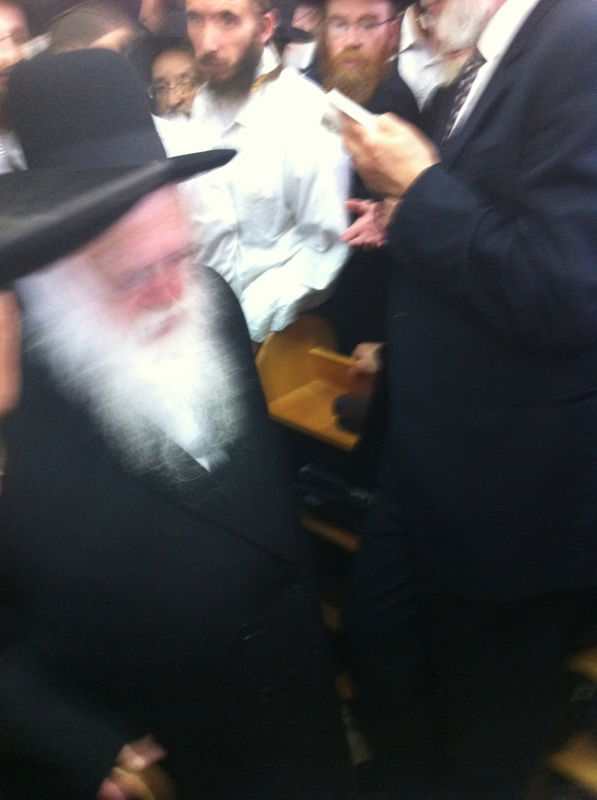 האבל הגדול: היום שאחרי אצל רבי חיים קנייבסקי