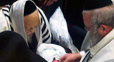 למרות מצבו הבריאותי ובצל האסון: הגרי"ש שימש כסנדק