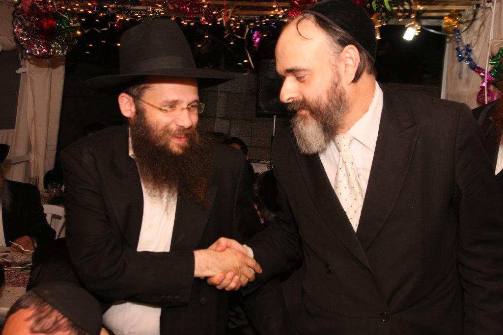 אושפיזין דבקהילה